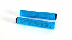 S&M Bikes S&M Hoder Grips 45 S&M Bikes S&M Hoder Grips -Eclat Soldes Magasin hoder grips cyan 1080x1080