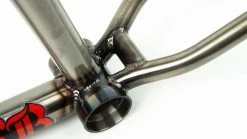 S&M Bikes FRAMES S&M Holy Diver Frame -Eclat Soldes Magasin s m holy diver frame raw bb 1080x1080